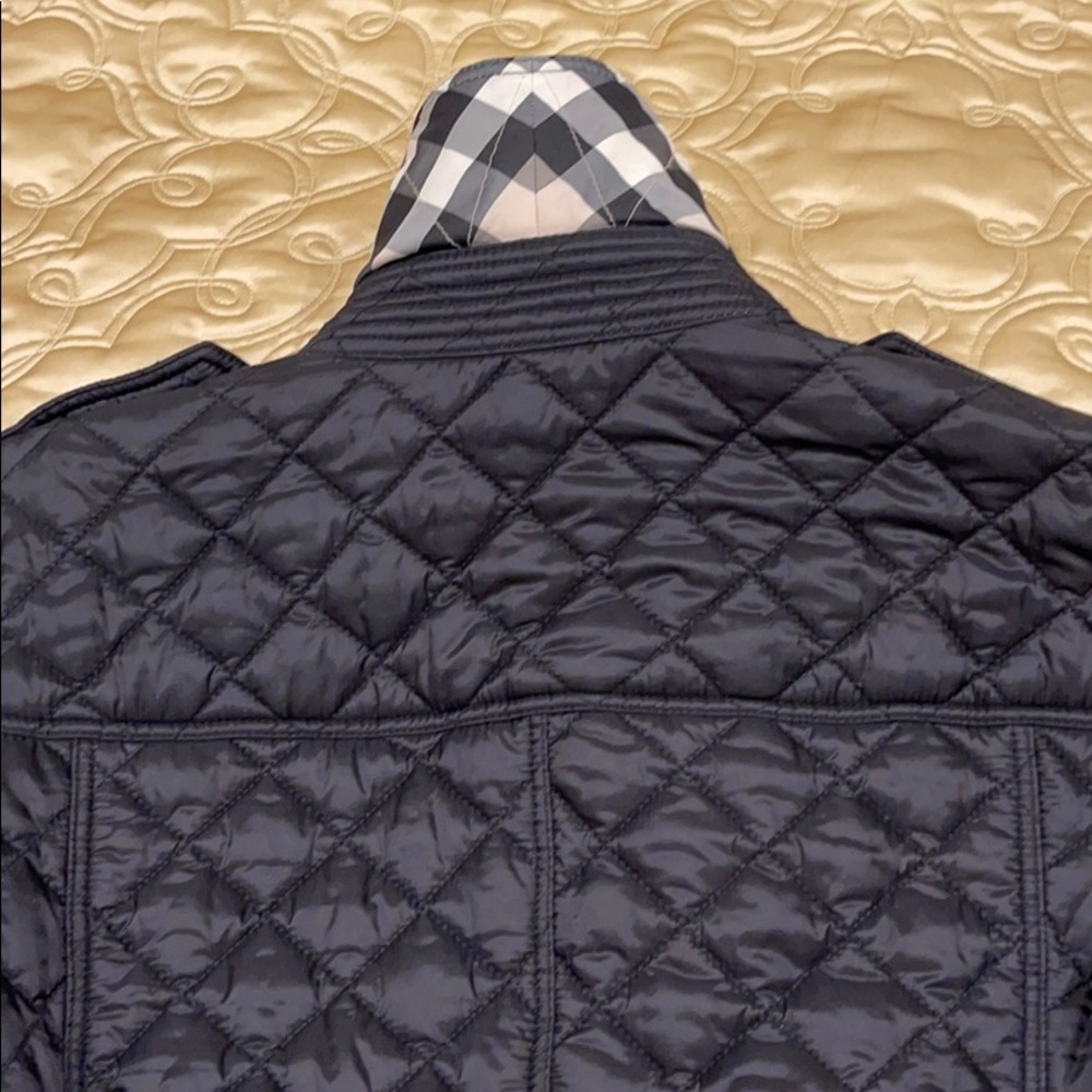 Burberry - Picture 4 of 10